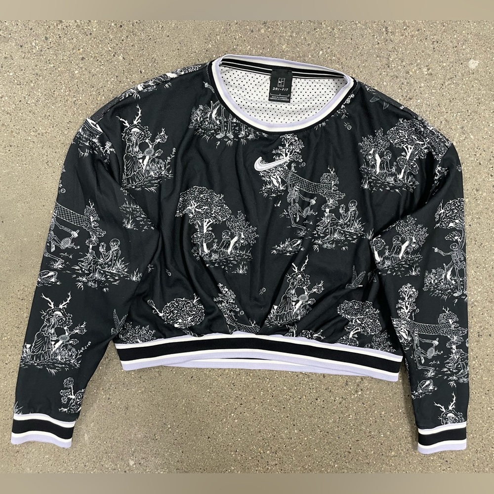 Rare NIKE COURT Tennis Crop Top Pullover PARIS Collection Skeleton art - Large